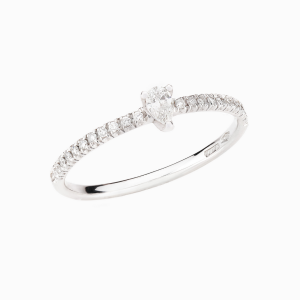 Anello diamante goccia